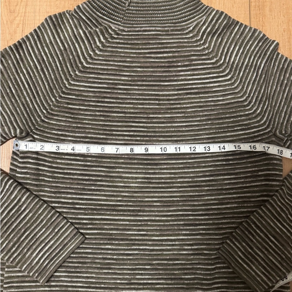 Jeanne Pierre Olive and Cream Knit Sweater 100% Cotton - Picture 5 of 5
